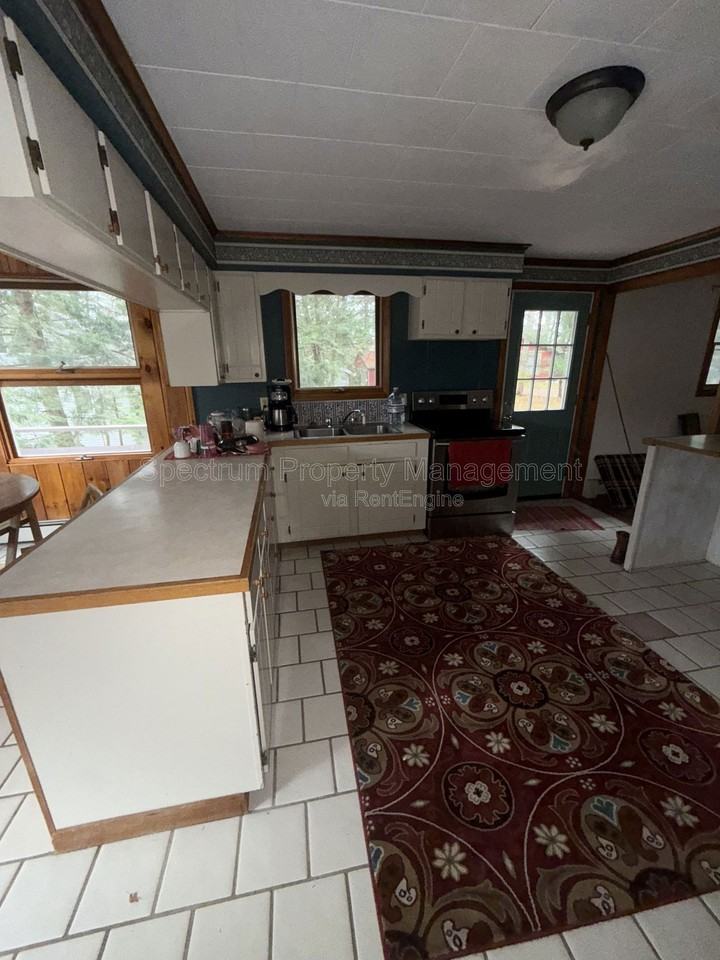 108 Pinewoods Trail - Photo 3 of 23