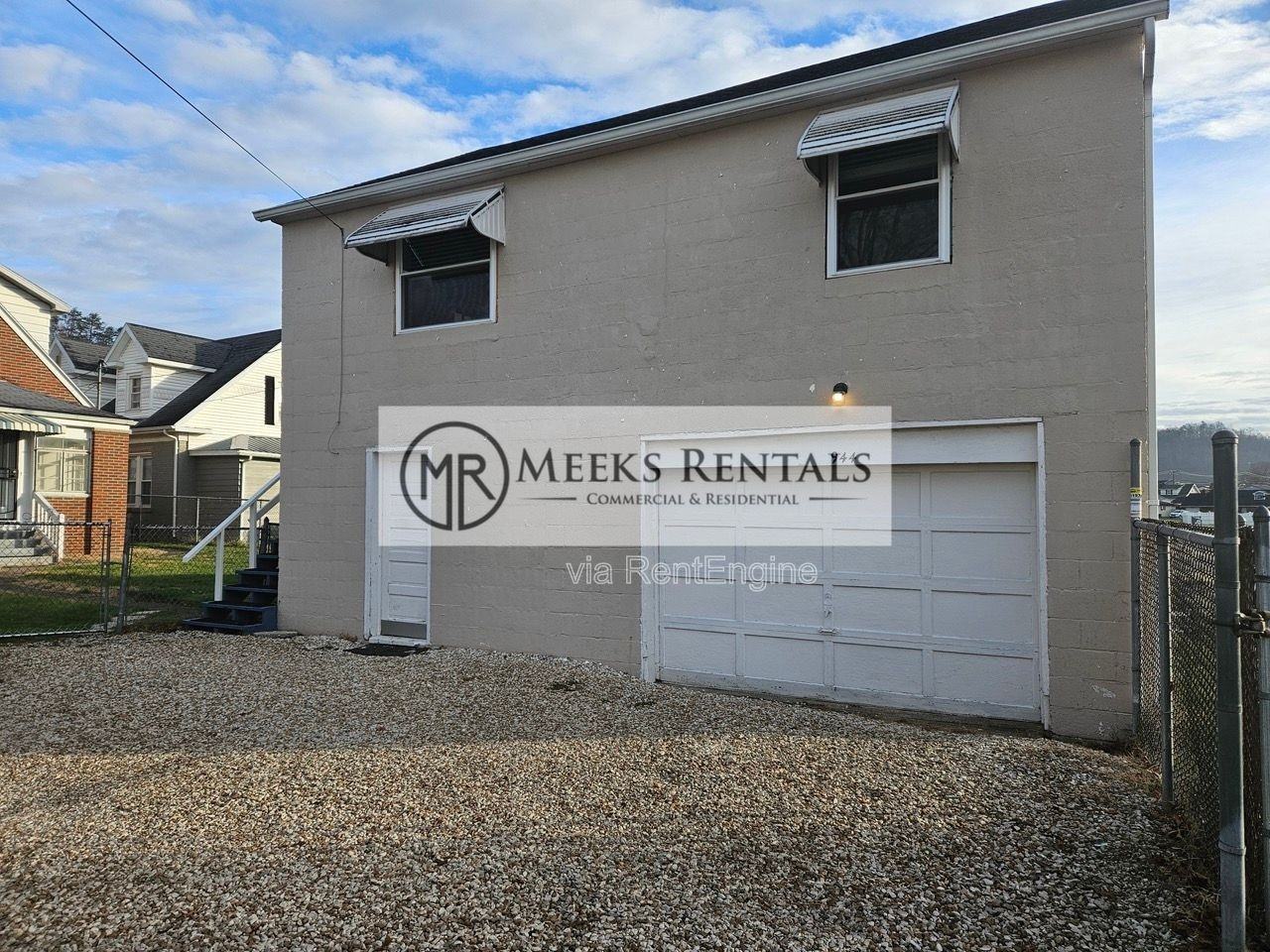 944 Florida Street - Photo 2 of 9