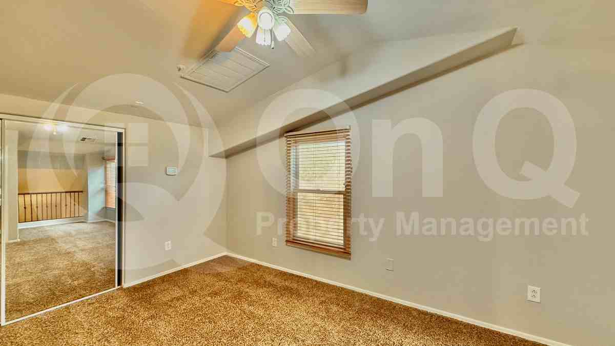 1335 S Sabino Dr - Photo 5 of 26