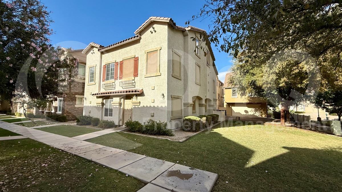 1335 S Sabino Dr - Photo 2 of 26