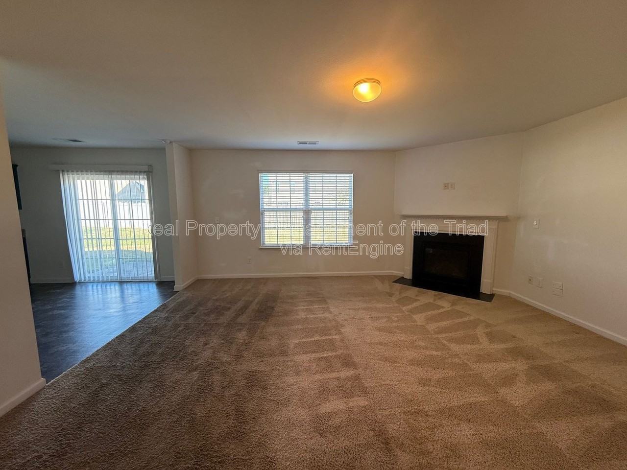 1907 Northrop Dr - Photo 3 of 25