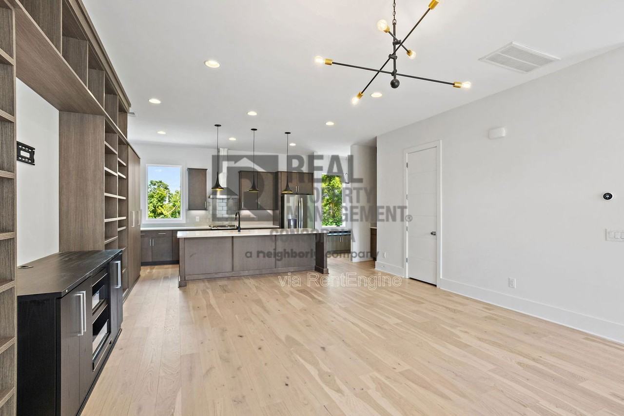 1242 2nd Avenue South #6 - Photo 6 of 49