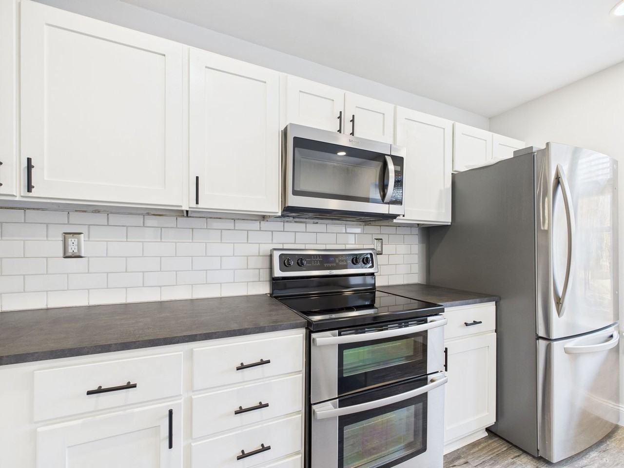 10014 Joppa Pl - Photo 4 of 31