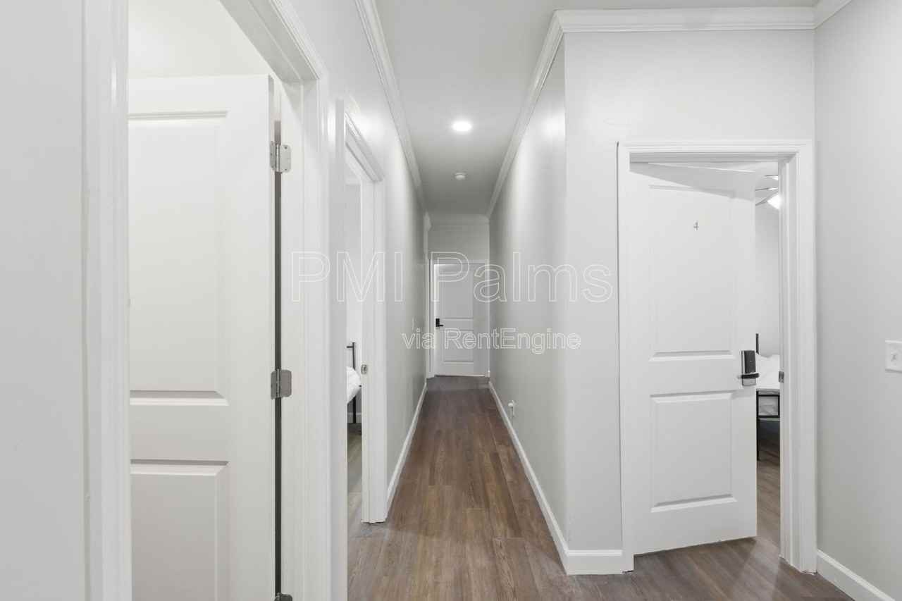 1521 Preston St S - Photo 5 of 43