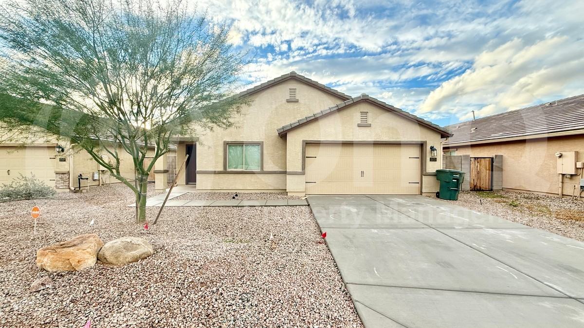 2573 N Mcdonald Ln - Photo 3 of 24