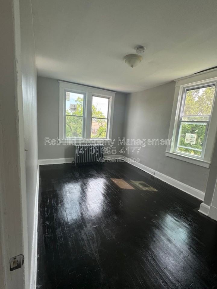 3328 Lawnview Ave - Photo 7 of 10