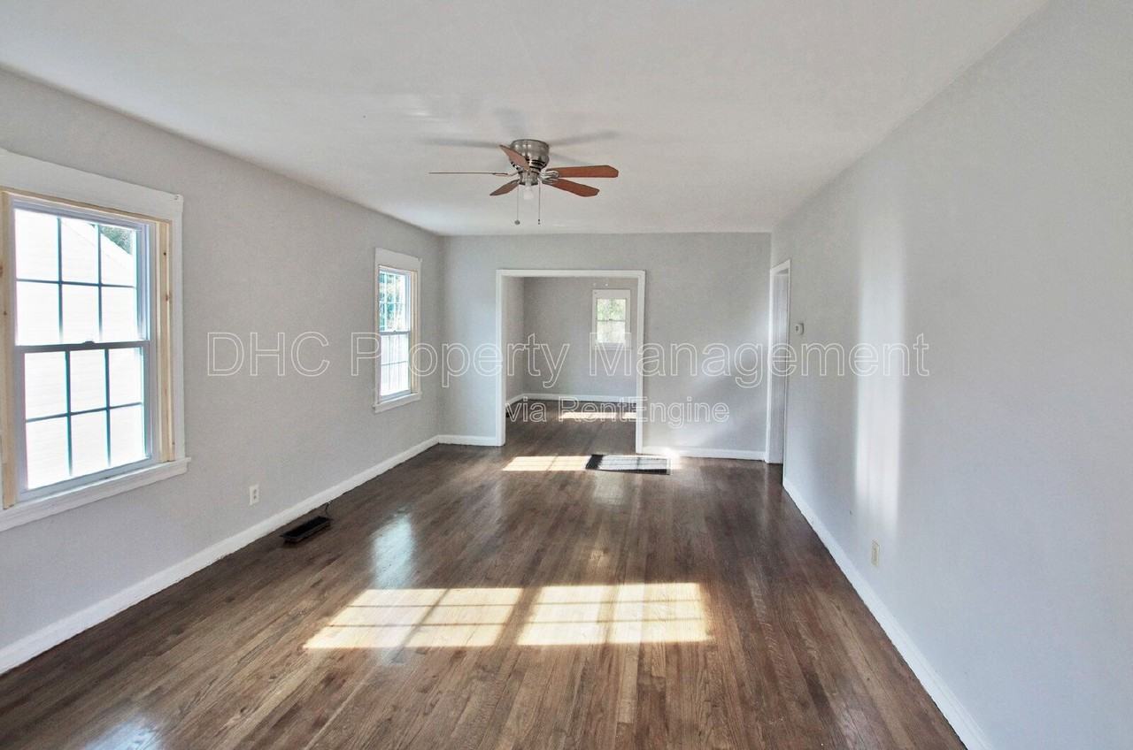 1257 Lorenzo Dr Sw #A - Photo 5 of 15