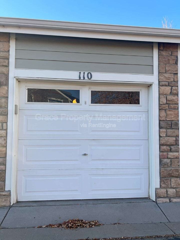 12828 Jasmine St #E - Photo 3 of 23