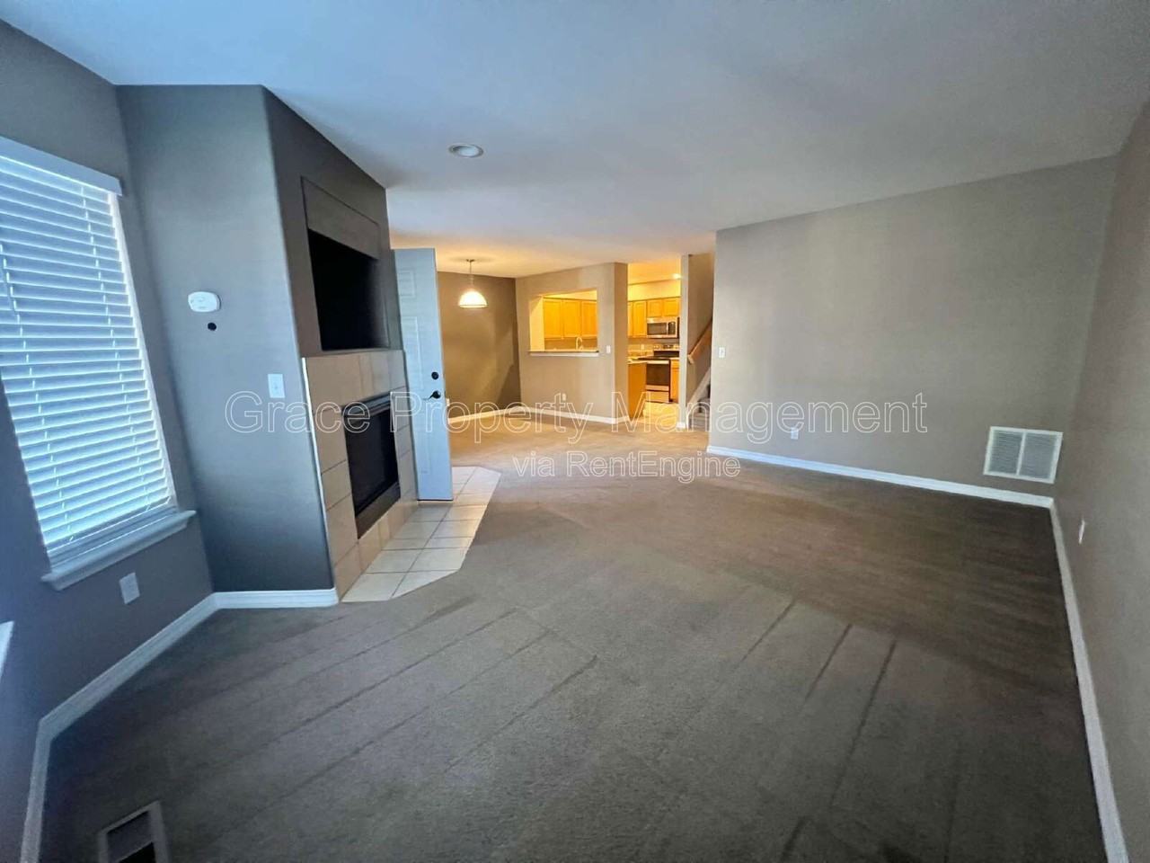 12828 Jasmine St #E - Photo 4 of 23