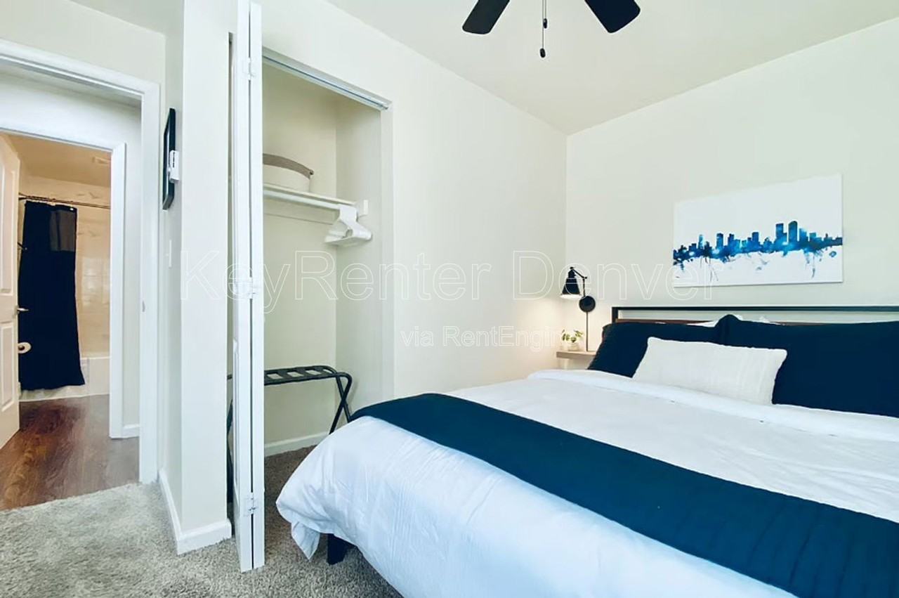 1456 Ivy St - Photo 2 of 20