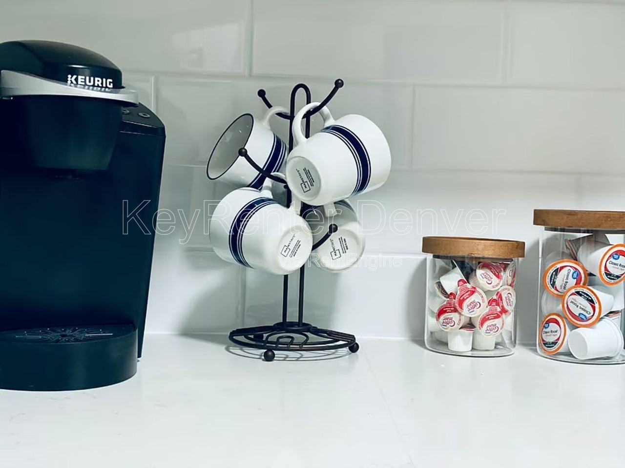 1458 Ivy St - Photo 3 of 21