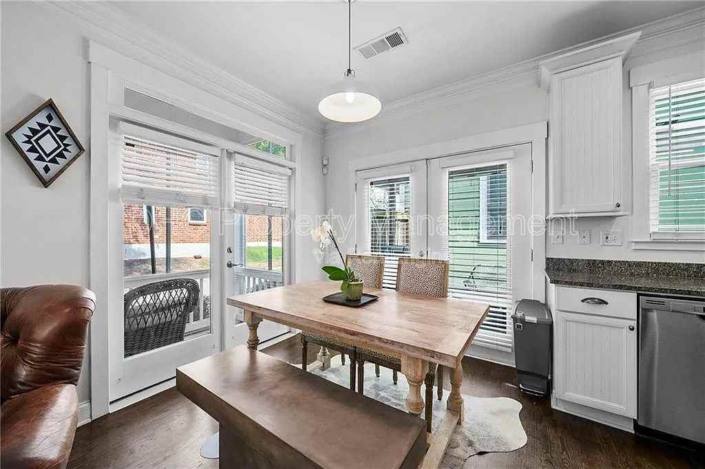 620 John Wesley Dobbs Avenue Northeast - Photo 7 of 20