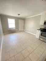 featured image of 414 Hermitage Drive #1