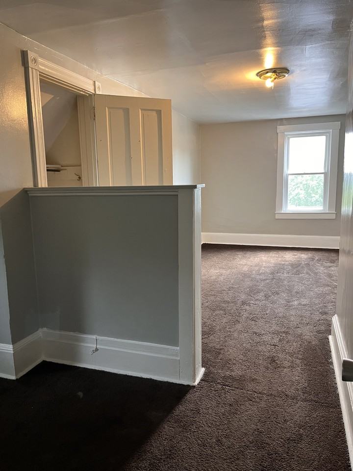 1504 15th St 2nd Fl - Photo 4 of 11