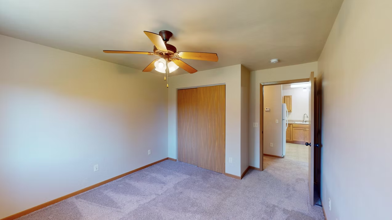 106 S Sandstone Ave #10 - Photo 6 of 10