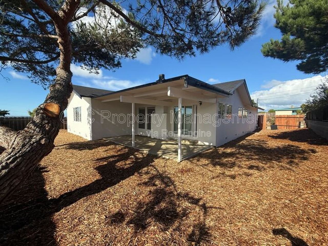 1790 Eucalyptus Ave - Photo 2 of 16