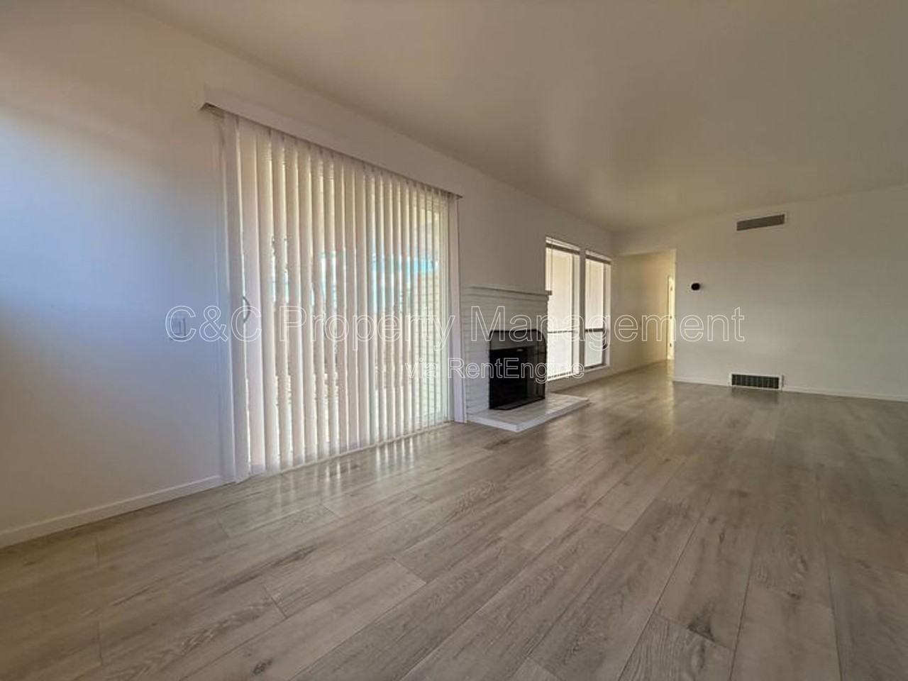 1790 Eucalyptus Ave - Photo 3 of 16