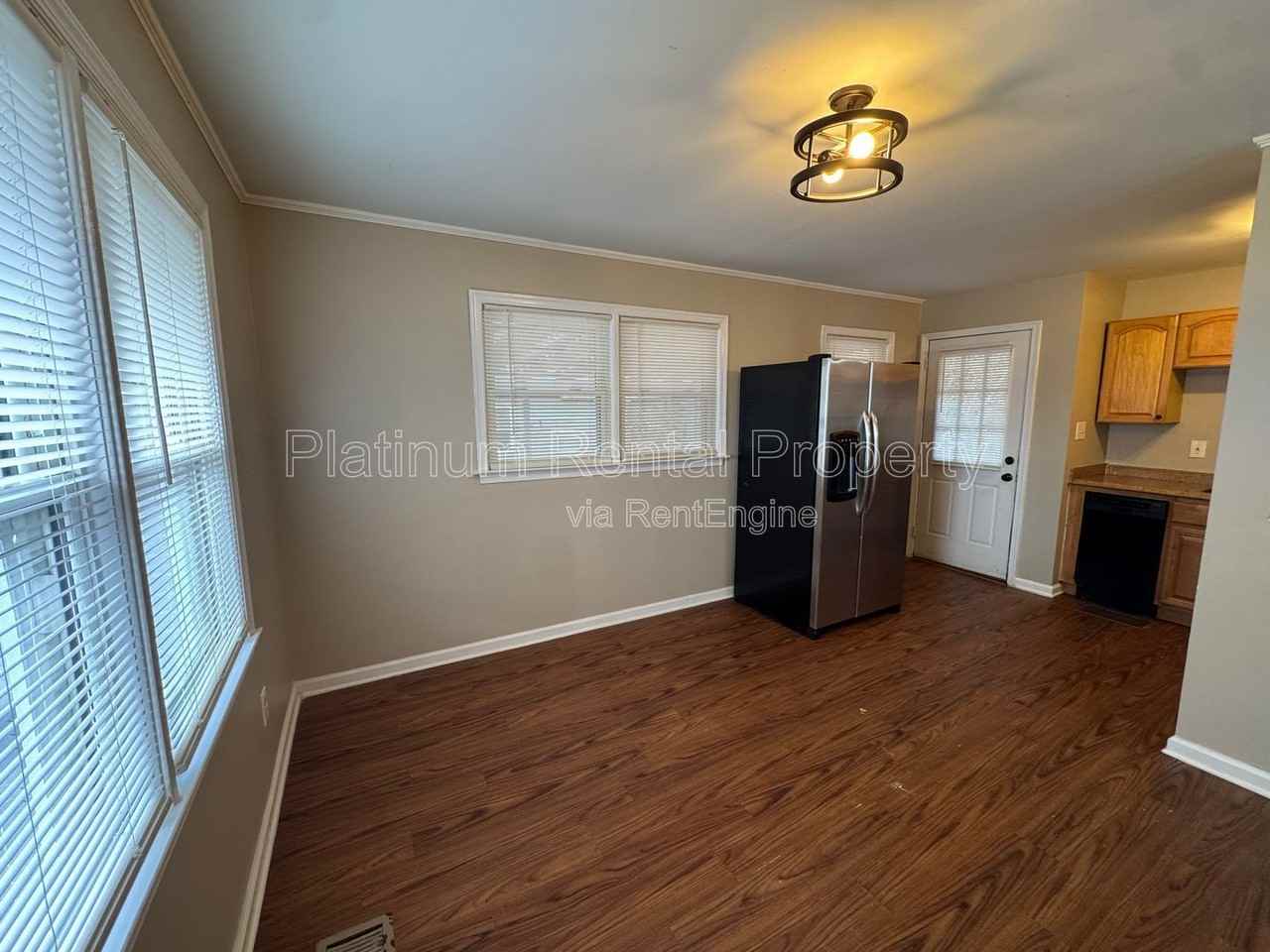 97 Benson Street - Photo 7 of 24