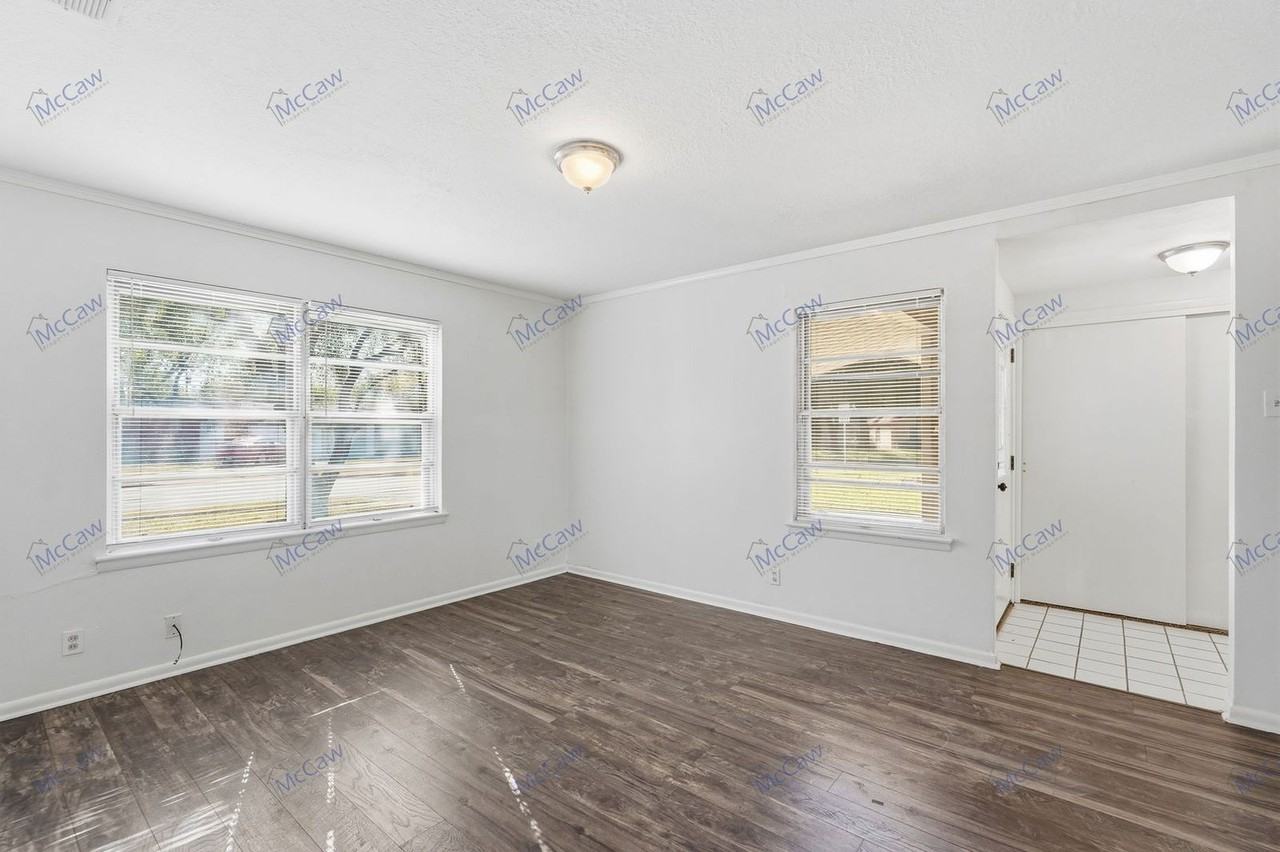 3401 Princeton Dr - Photo 2 of 22