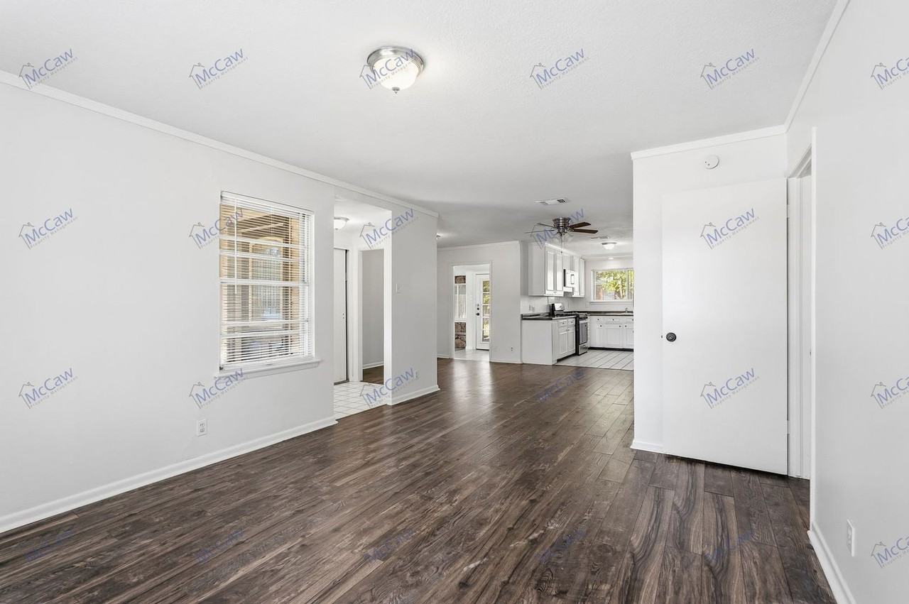 3401 Princeton Dr - Photo 3 of 22