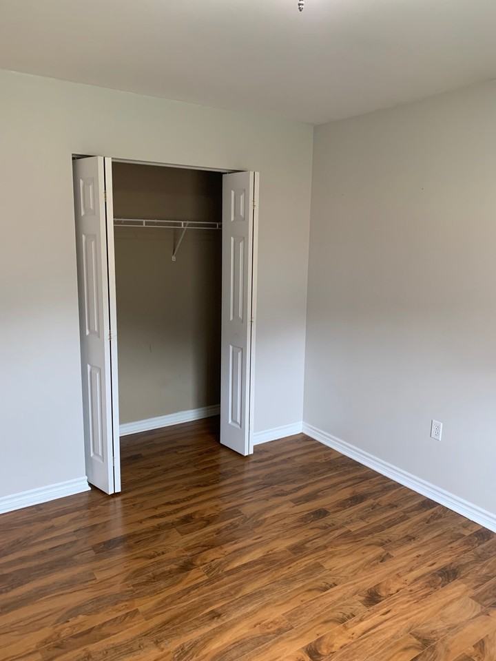 7 Shaw Dr - Photo 6 of 8