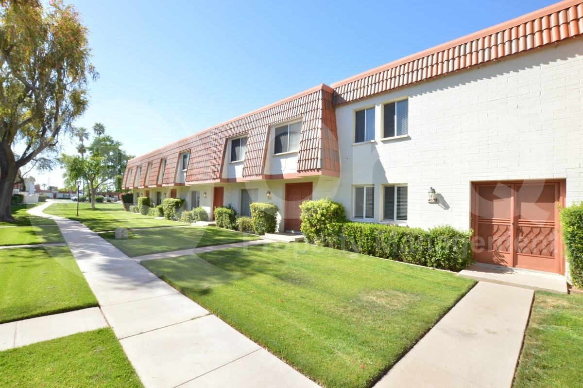 4028 N Granite Reef Rd - Photo 3 of 21