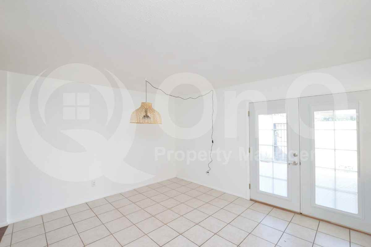 4028 N Granite Reef Rd - Photo 7 of 21