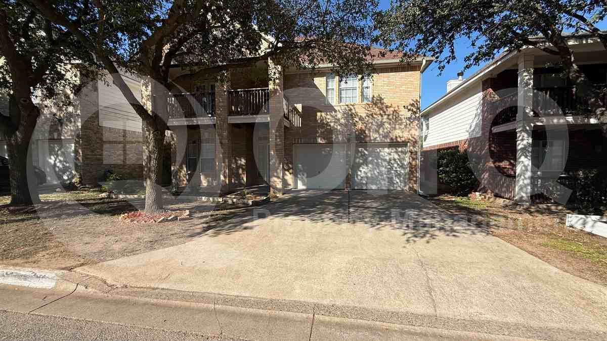 1716 Rosenborough Ln S - Photo 3 of 27