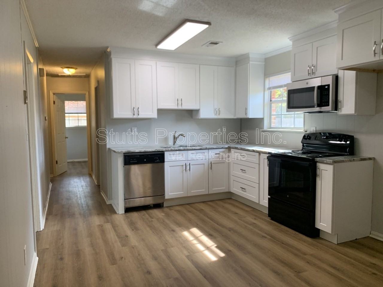 710 Portage Avenue - Photo 3 of 12