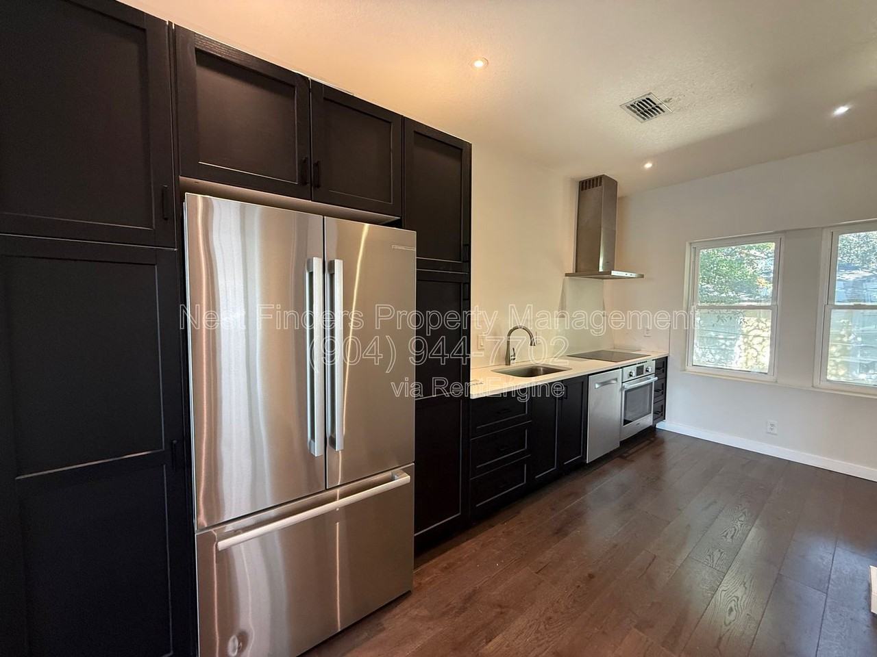 1733 Memorial Park Ter - Photo 6 of 21