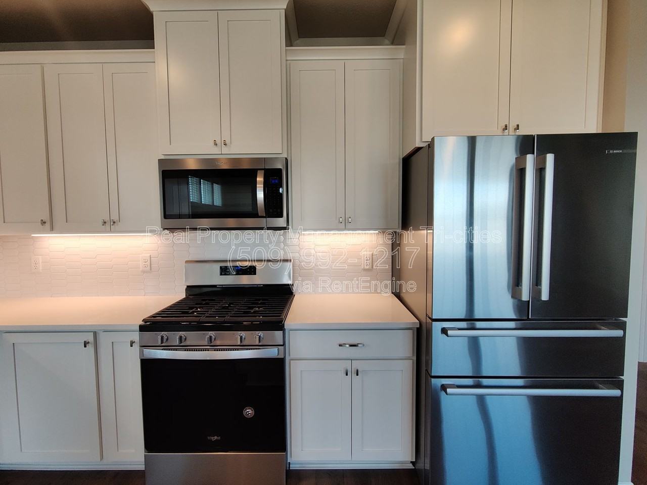 8304 Gardner Street - Photo 5 of 24