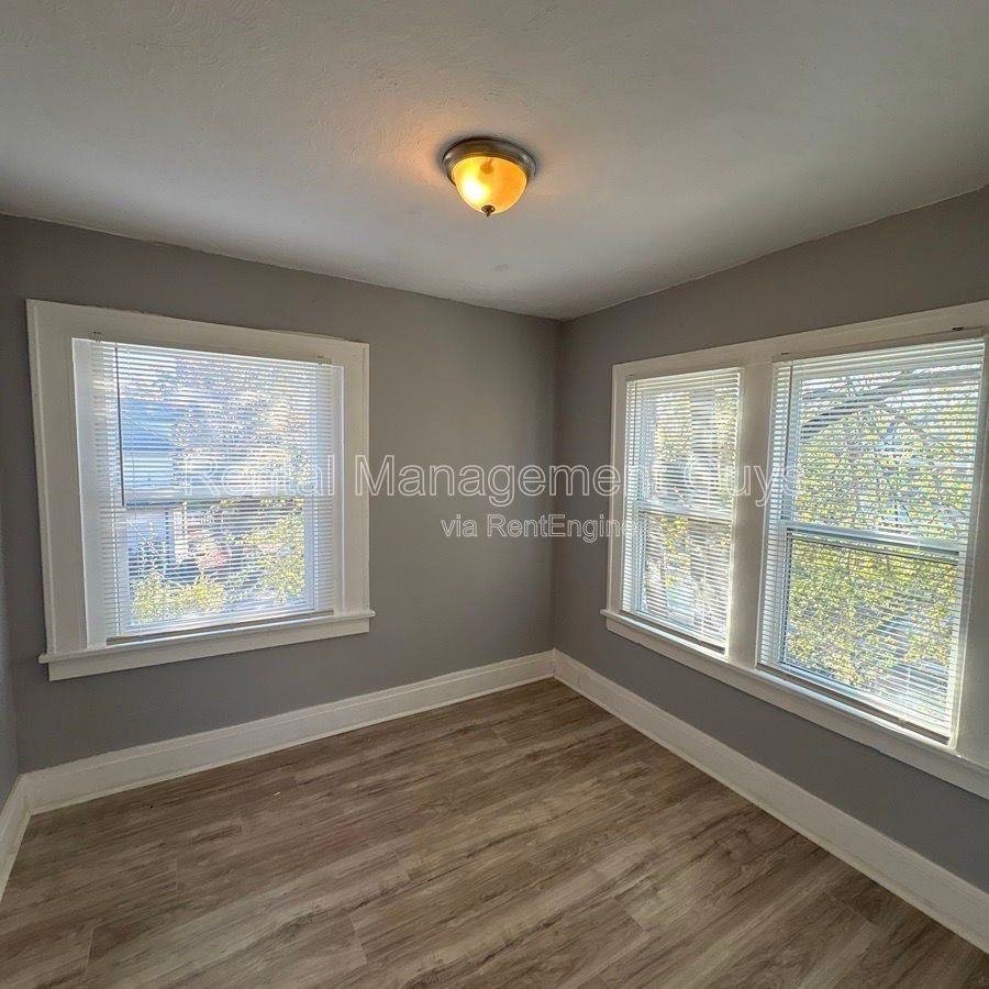 4216 Bryant Ave N #2 - Photo 4 of 19