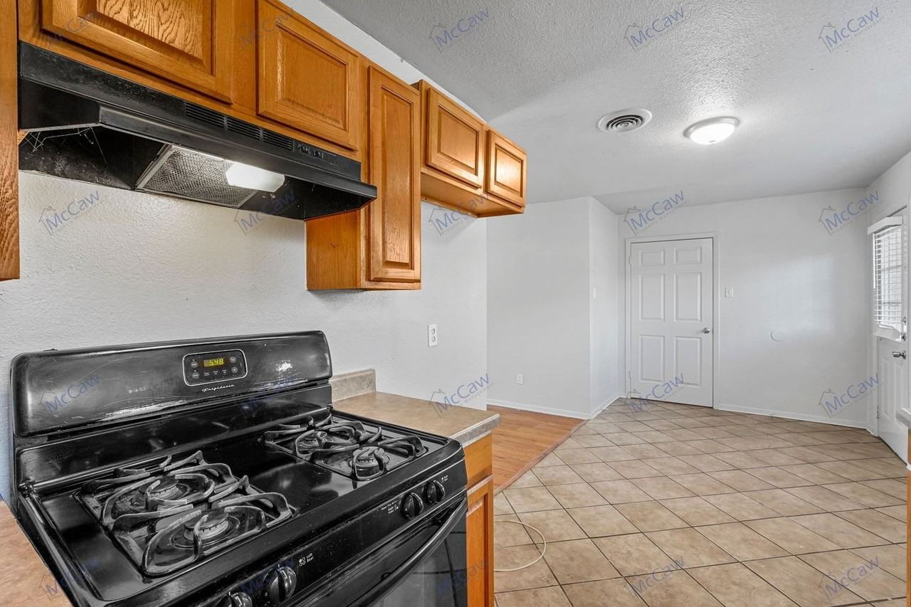 3204 Caribbean Dr - Photo 7 of 22