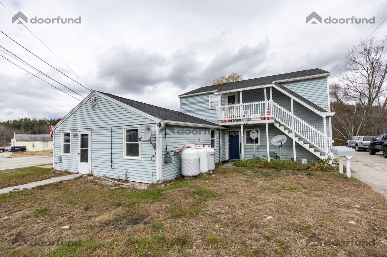 22 Smith St #1 - Photo 2 of 28