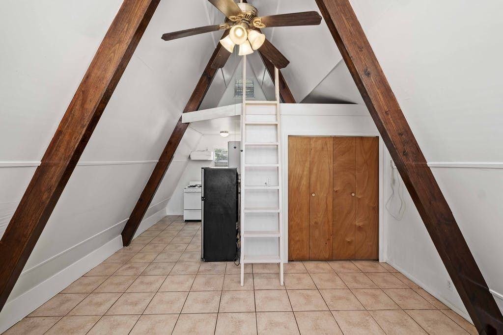 1300 Yorkshire Dr - Photo 3 of 20