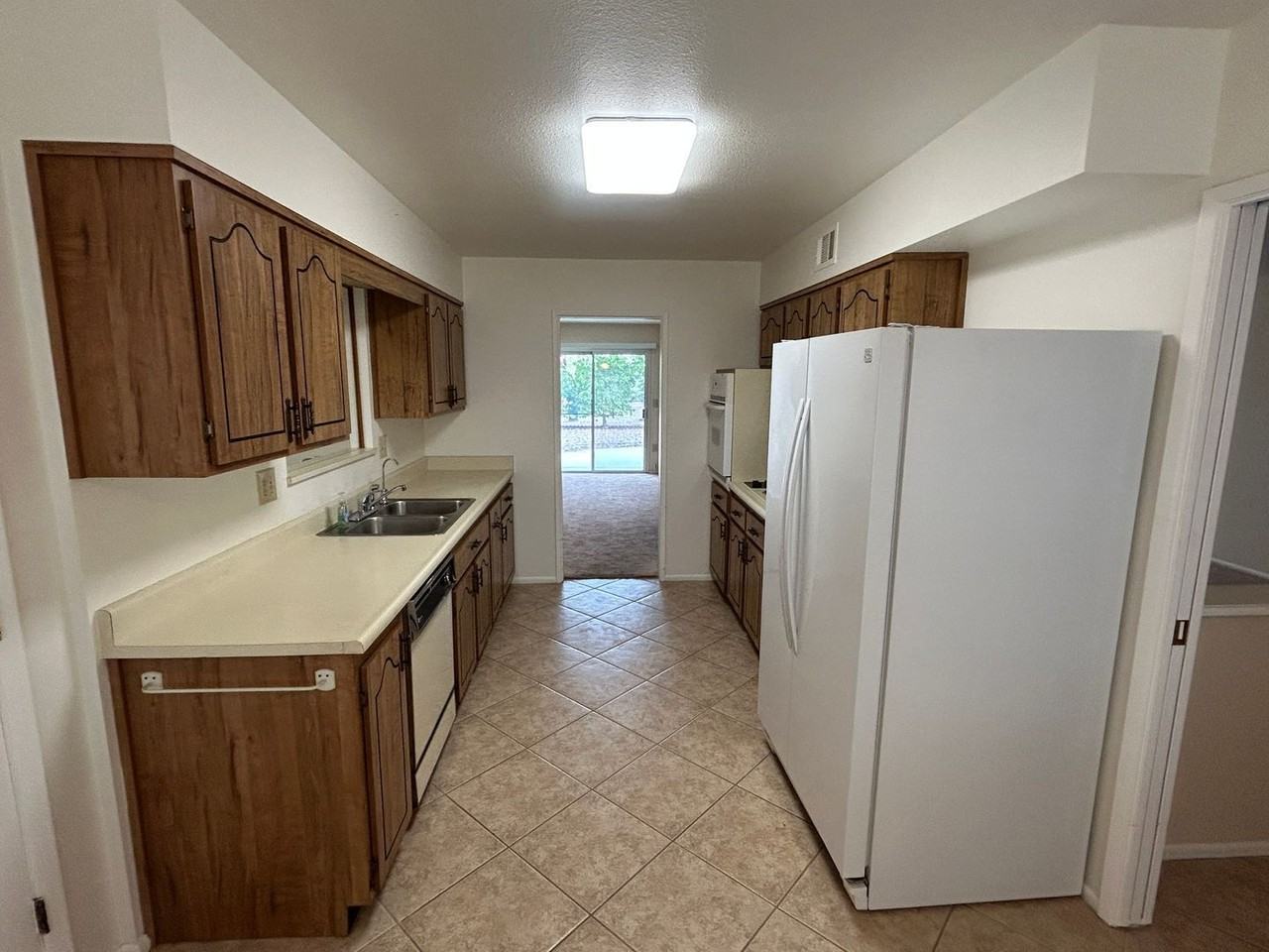 10551 W Prairie Hills Cir - Photo 2 of 15