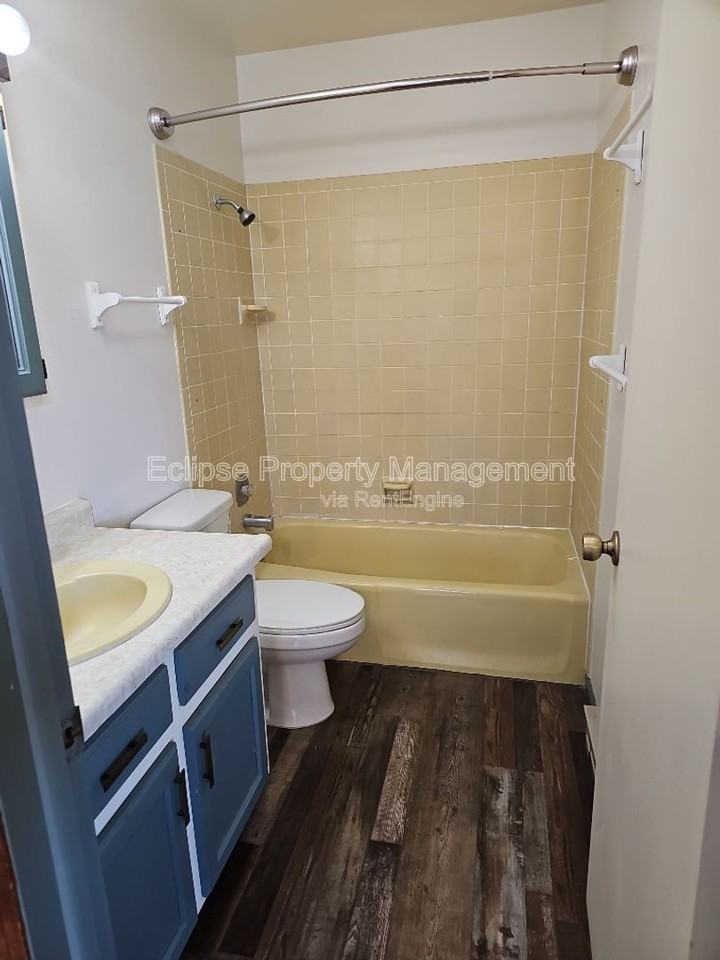 9 River Drive - Photo 7 of 32