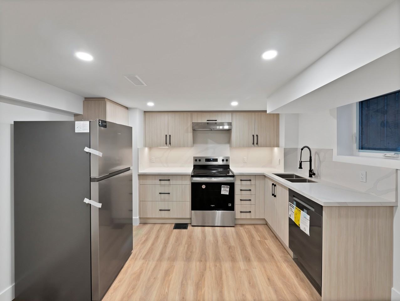 167 Rosedale Avenue #2