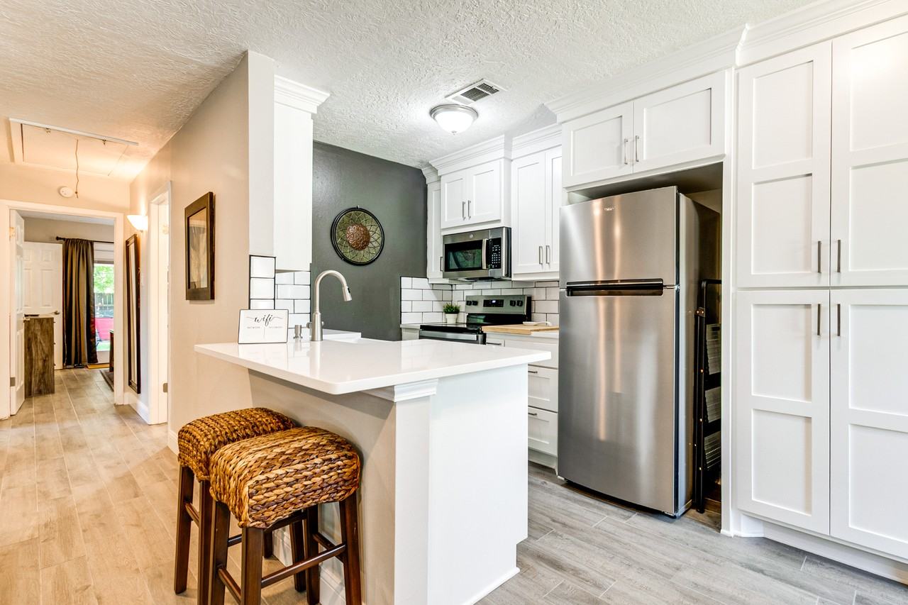 810 Concho Place #810 - Photo 3 of 31