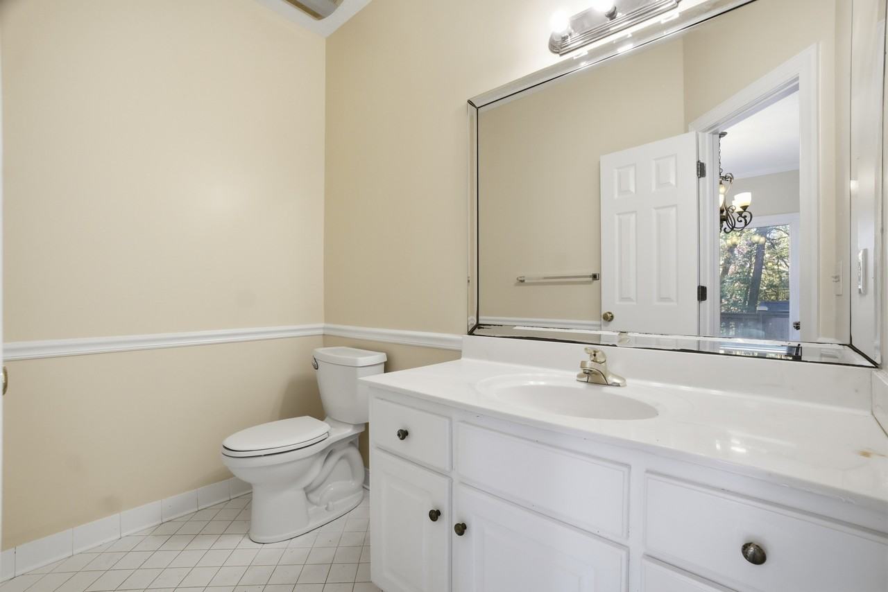 6312 Lamplight Ct - Photo 5 of 33