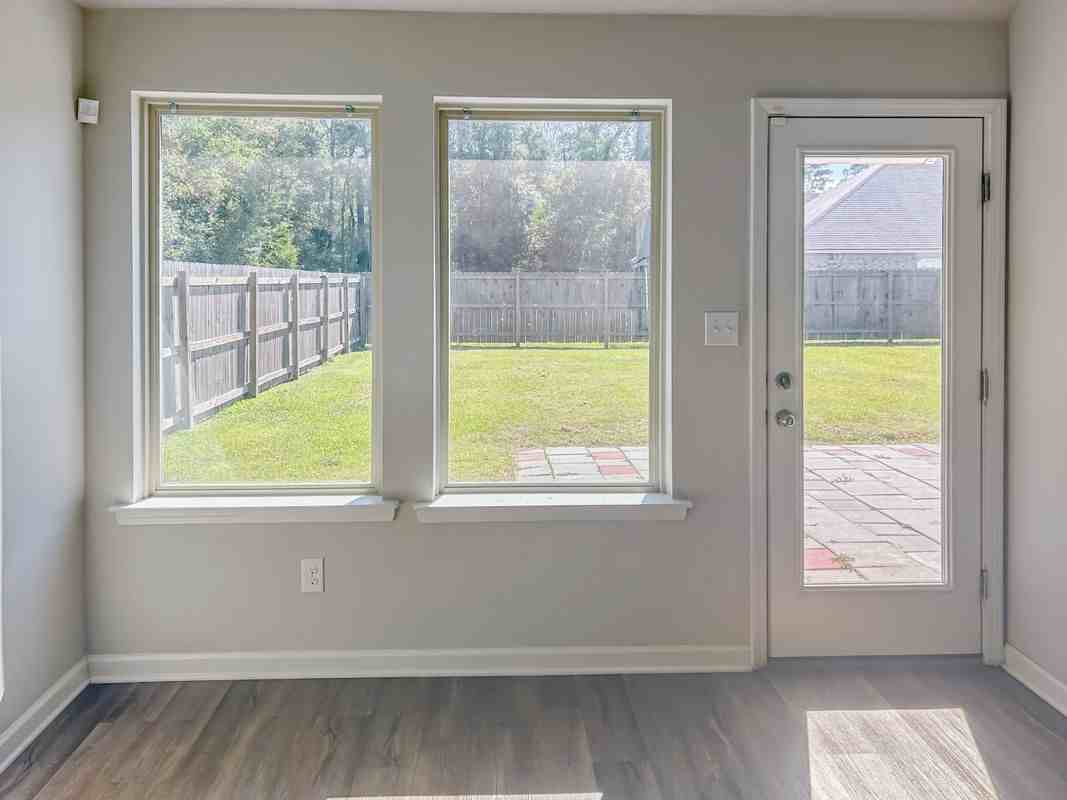 13340 Isabella Boulevard - Photo 4 of 10