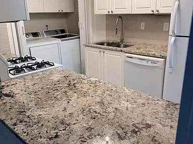 301 Dunbar Drive - Photo 2 of 17