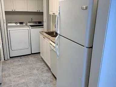 301 Dunbar Drive - Photo 3 of 17