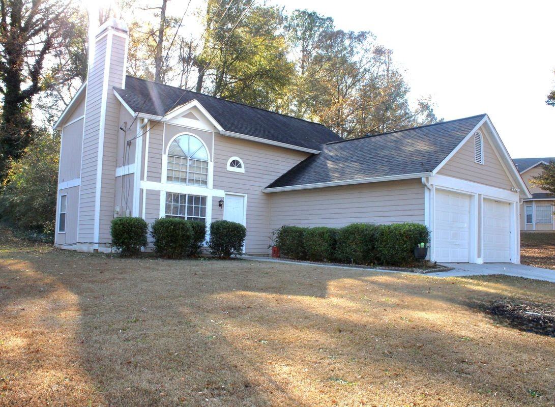 4879 Ardsley Drive - Photo 2 of 4