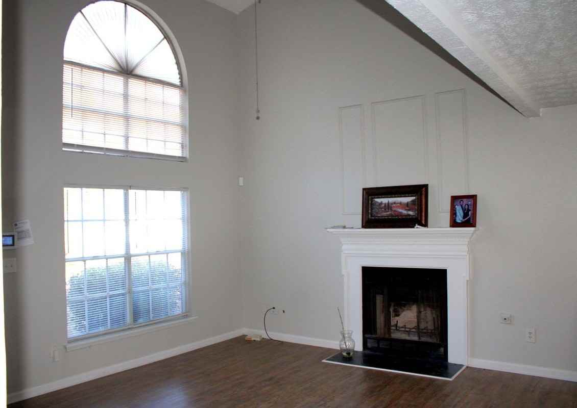 4879 Ardsley Drive - Photo 4 of 4