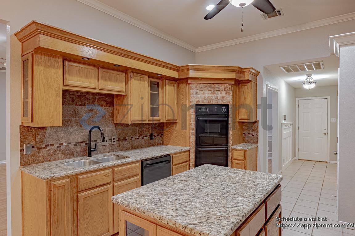 609 S Ruidoso Downs Dr - Photo 5 of 28