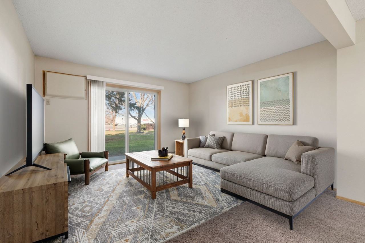 Wyndemere Apartments - Photo 2 of 30