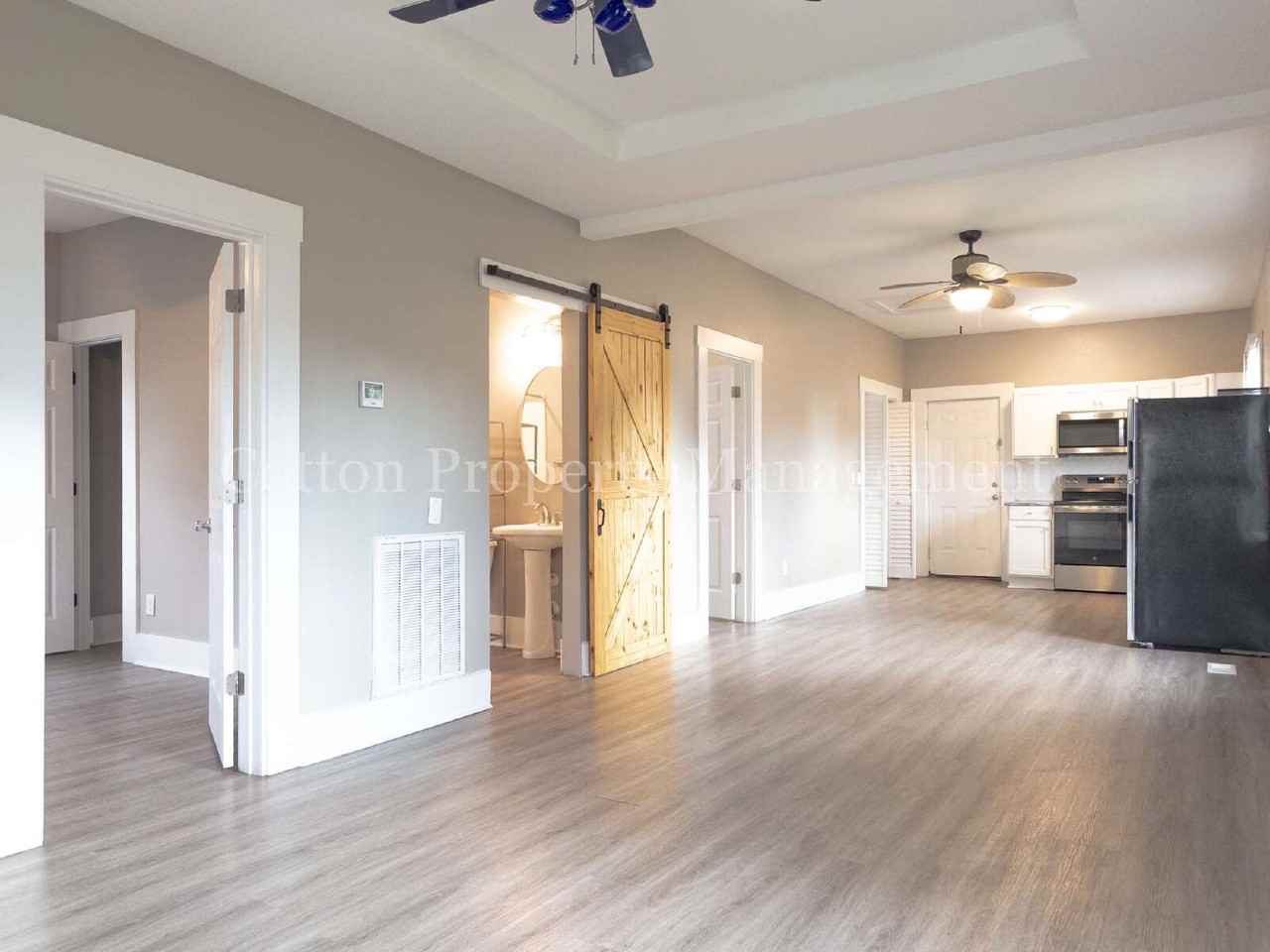 719 S 8th St - Photo 6 of 26