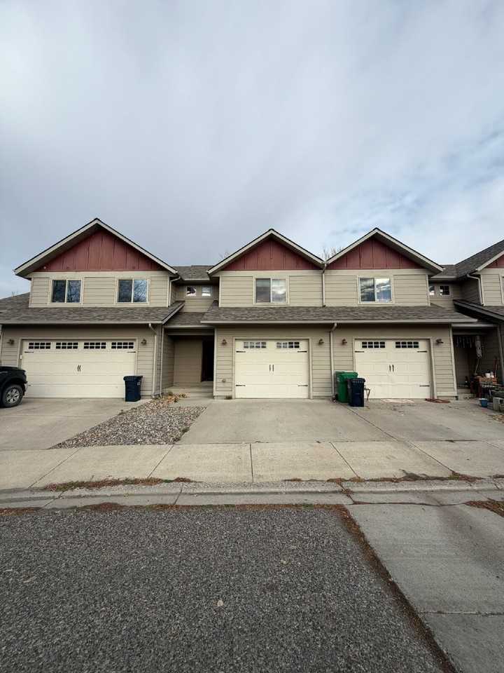 1460 1460 Juniper- One free month of rent - Photo 2 of 14