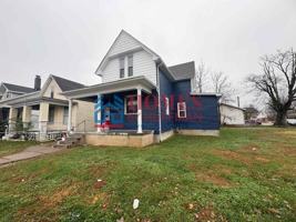 featured image of 1034 North Third Avenue